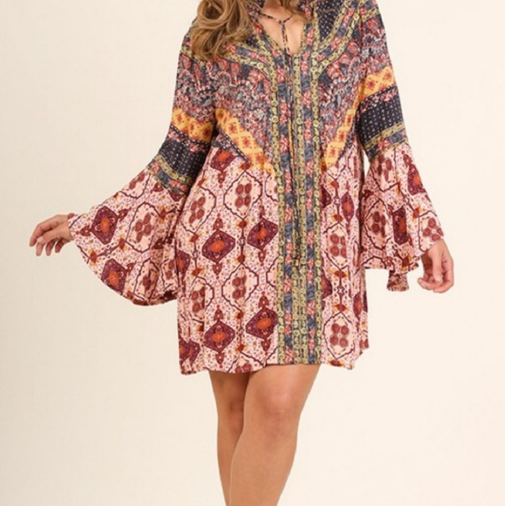 NWOT Boutique Umgee Bell Sleeve Dress/Tunic